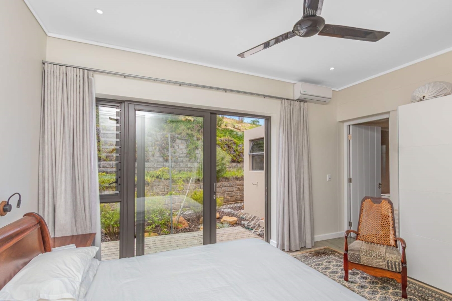 5 Bedroom Property for Sale in Simola Western Cape